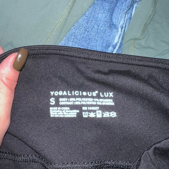 Yogalicious Lux Leggings Black Stretch Dark Wash Workout Yoga Athleisure Size S - Picture 6 of 6